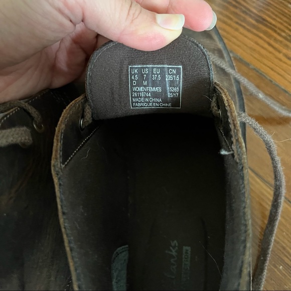Clark’s brown boots size 7 - Picture 3 of 5